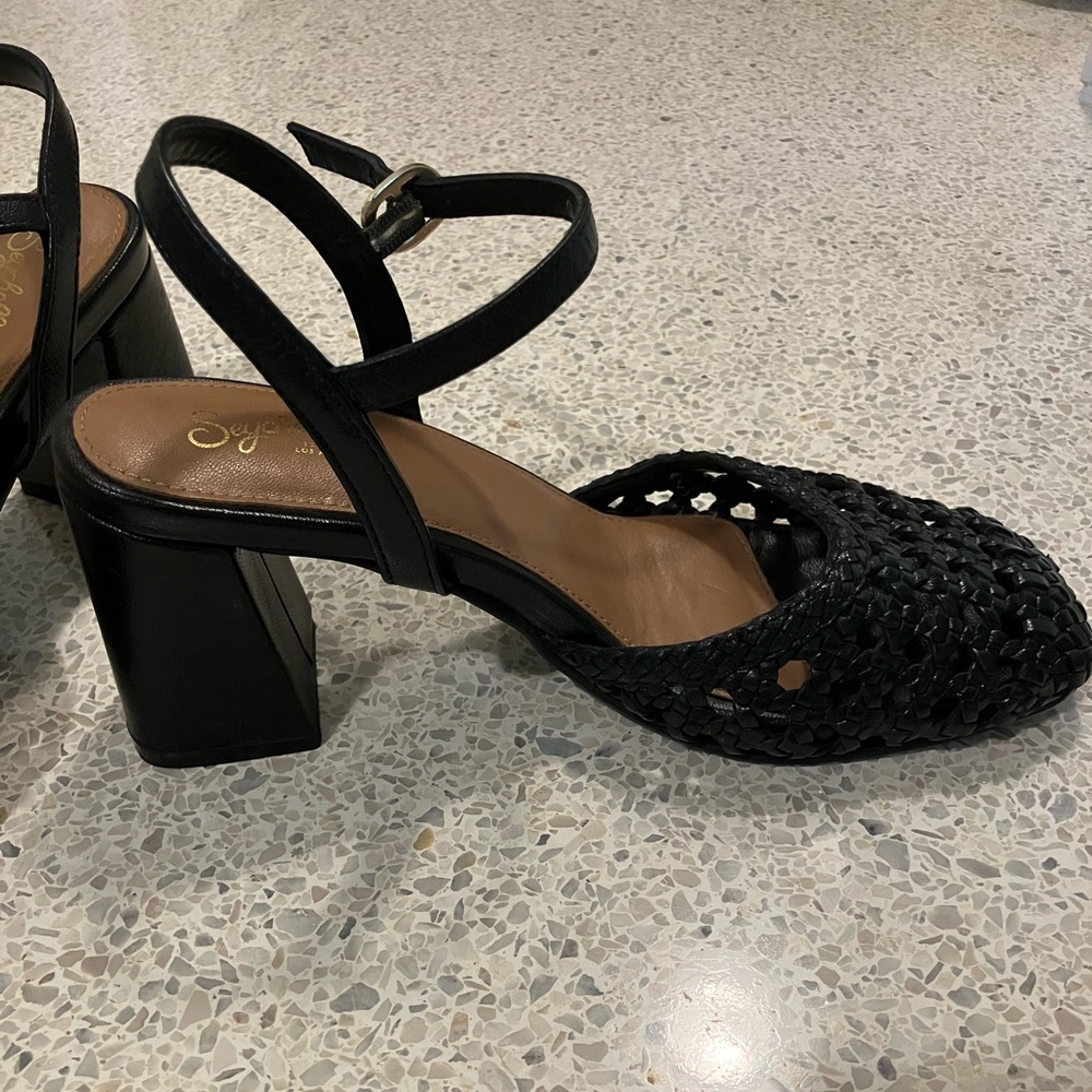 Seychelles Black Woven Heels - Picture 2 of 6
